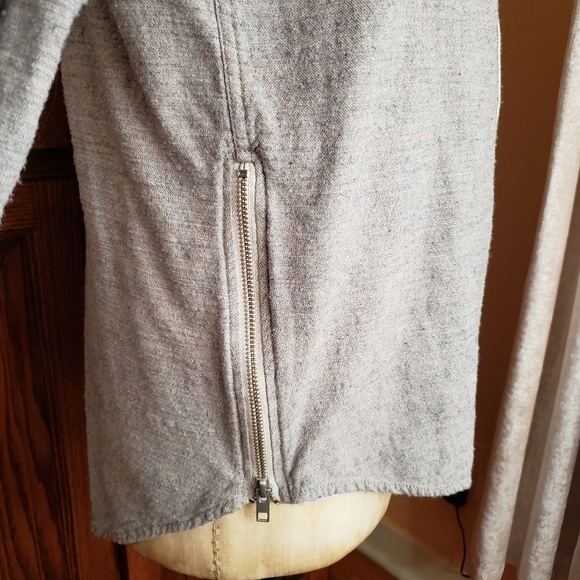 Long flannel button down - Picture 2 of 8